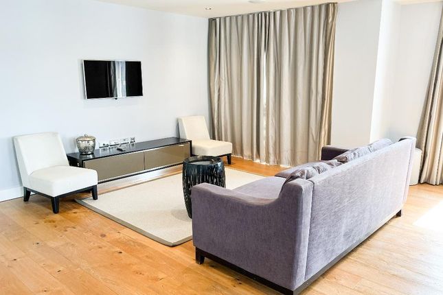 Flat for sale in 14 Aerodrome Road, Colindale, London