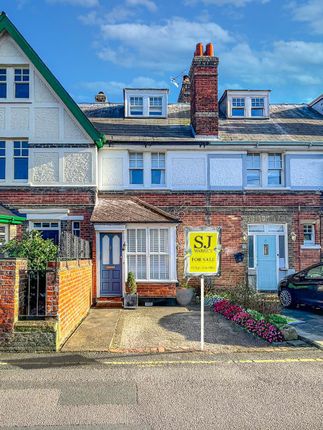 3-bed house on 29, Silver Road, Burnham-On-Crouch, £330,000