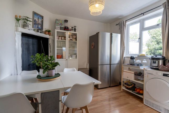45, Thornhill Road, Surbiton photo 3