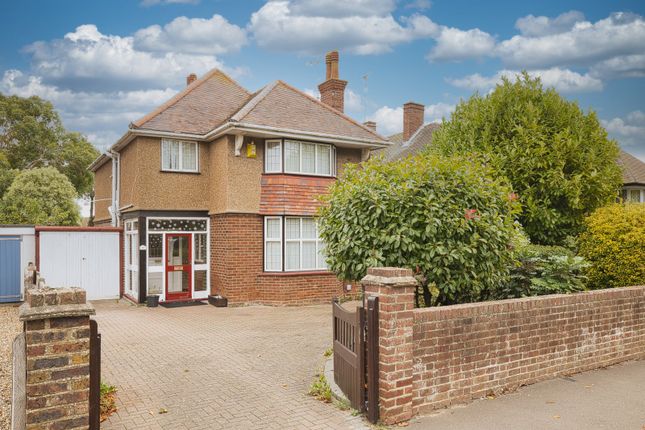 3-bed detached on 46, Broadstairs Road, Kent, £475,000