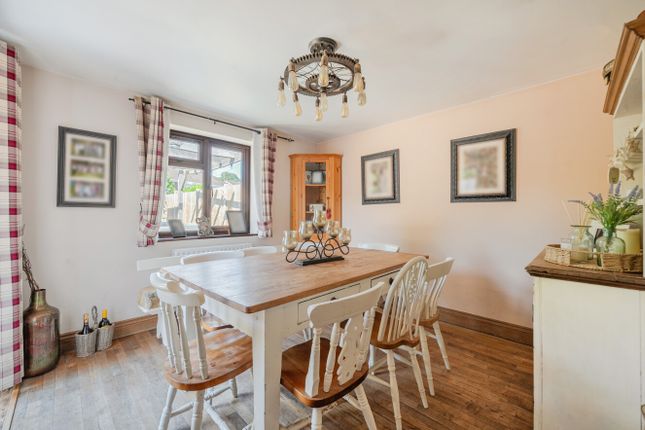 3, Sandy Lane, Fleet photo 4