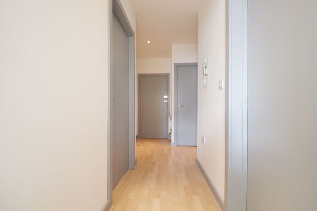 Flat 23, Regents Court, Southend-On-Sea photo 4