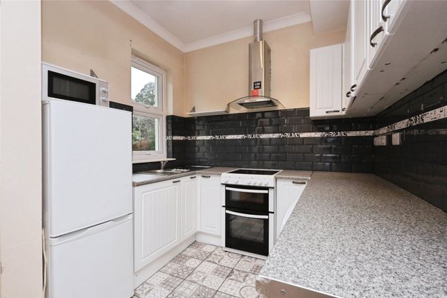Flat 2b Ulveston House, 32, New Town, East Sussex photo 4