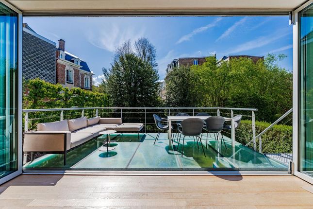 Property for sale in Bruxelles-Capitale, Bruxelles-Capitale, Uccle