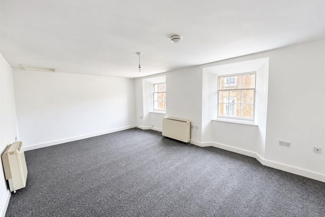 Flat 1, 6 - 8 Newland Street, Coleford photo 3