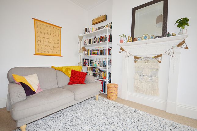 Thumbnail Flat to rent in Crouch Hall Road, Crouch End, London