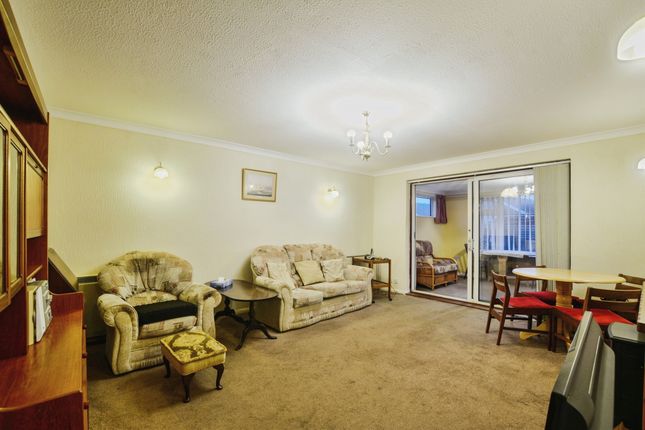 15, Warwick Road, Skegness photo 3