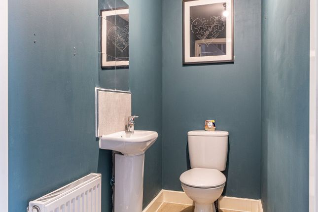 7, Olympian Close, Long Hanborough photo 3