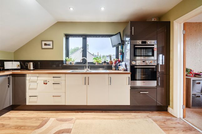 2, Hodders Way, Saltash photo 2