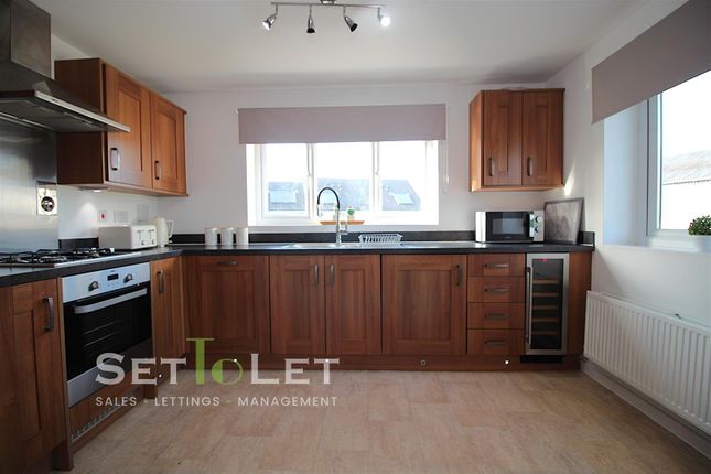 13, Watkin Road, Leicester photo 4