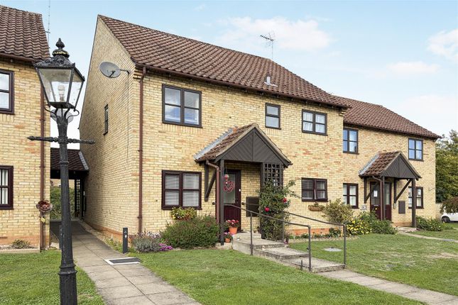 2-bed flat on Ship Gardens, Bury St. Edmunds, £100,000