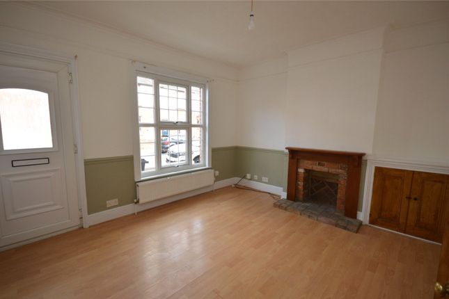 29, Coronation Avenue, Essex photo 2