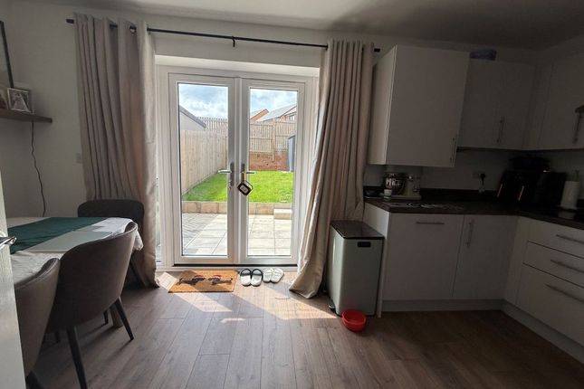 12, Hawksbit Close, Hartlepool photo 4