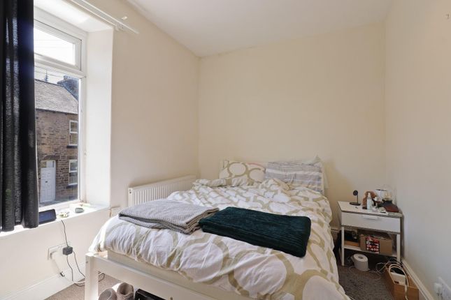 202, Lydgate Lane, Sheffield photo 4