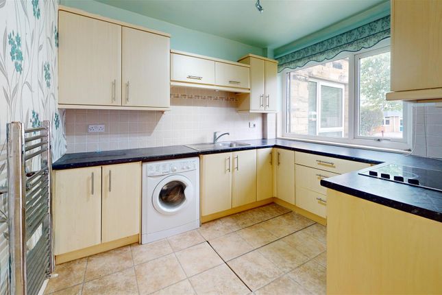 15, St. Peters Way, Ilkley photo 3