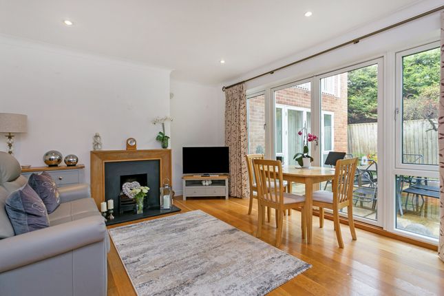 42, Pound Lane, Marlow photo 3