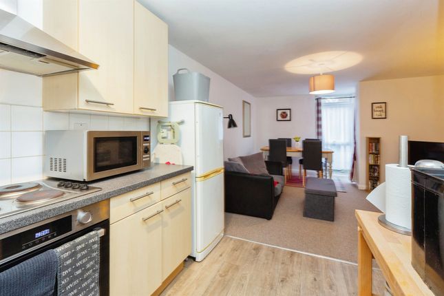 Flat for sale in Kerr Place, Aylesbury