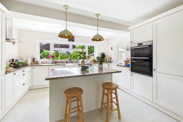 8, Vine Road, Ipswich photo 2