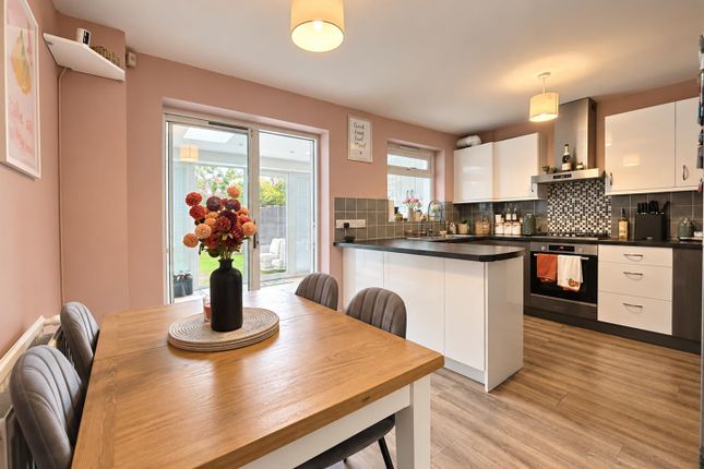 40, Vervain Close, Churchdown photo 2