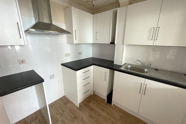 Flat 1, 44, New Road, Littlehampton photo 2