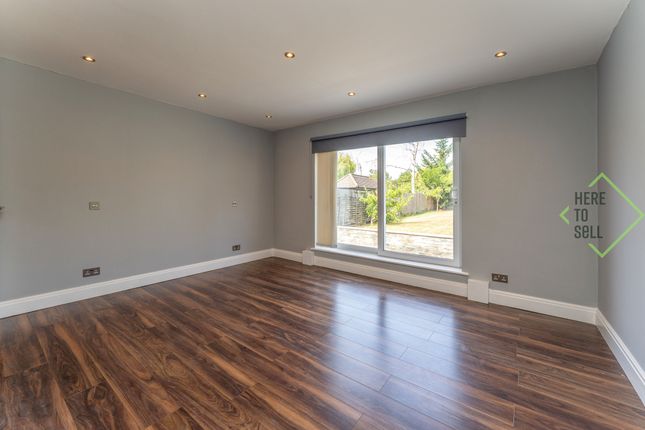 27 Newmans Way, Barnet photo 4
