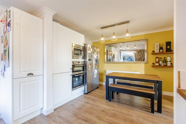 Rokeby Crescent, Strathaven photo 4