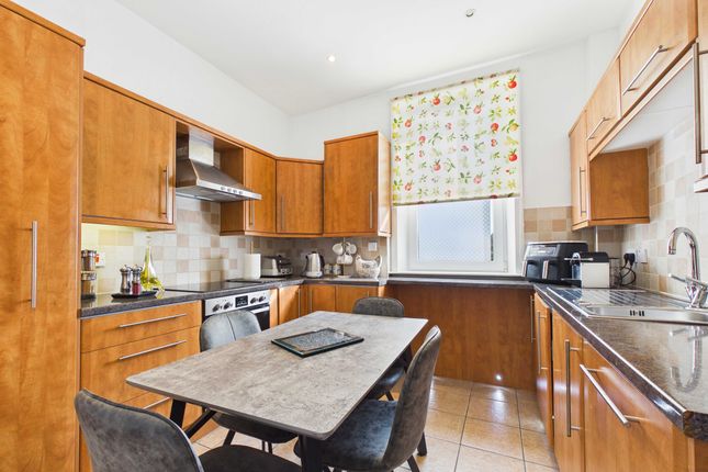15, Parkgrove Avenue, Edinburgh photo 4