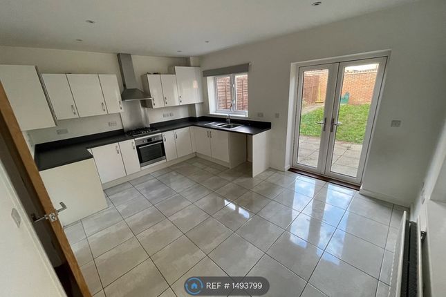 Thumbnail Semi-detached house to rent in Cygnet Close, Orpington