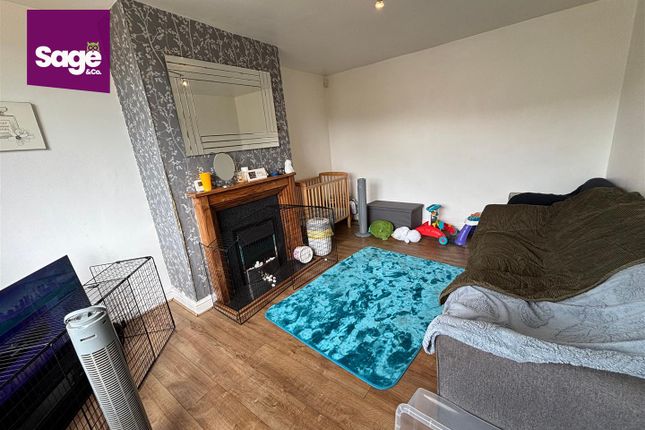 88, Picton Road, Pontypool photo 3