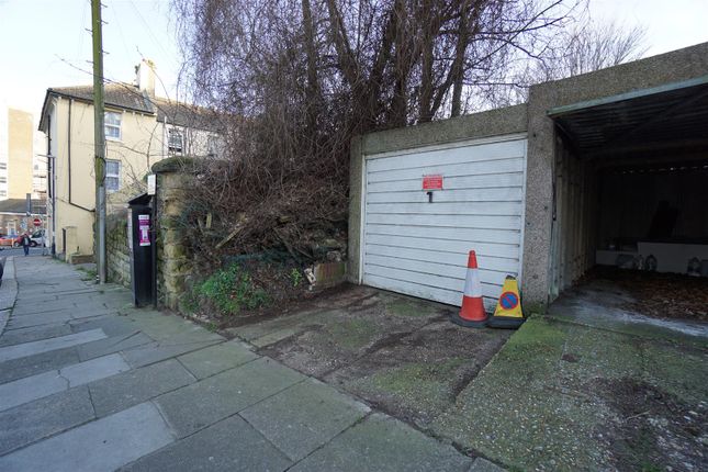Garage, Cornwallis Gardens, Hastings photo 2