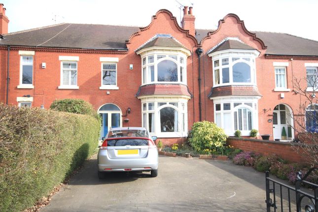 Thumbnail Town house to rent in Town Moor Avenue, Doncaster