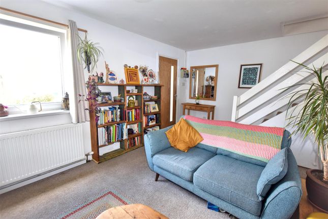 33, Penhale Estate, Redruth photo 4