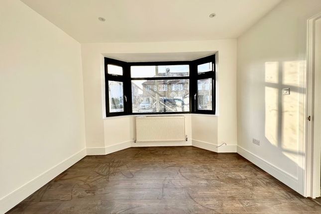 Thumbnail Terraced house to rent in Lynhurst Crescent, Hillingdon