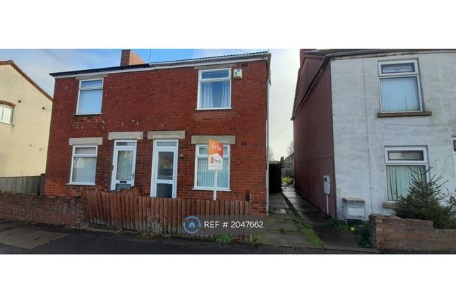 Semi-detached house to rent in Hawthorn Bank, Spalding PE11