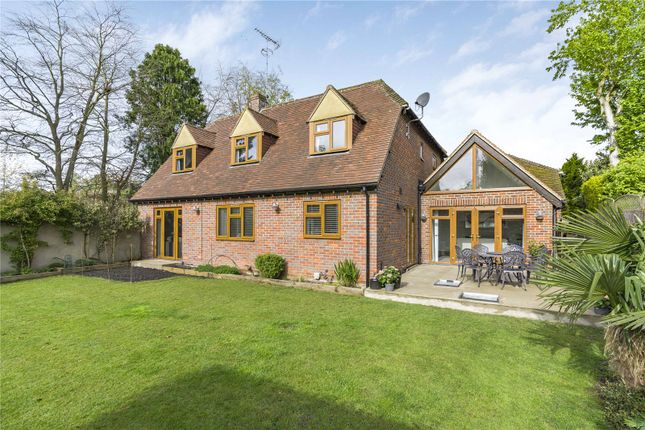 Country house for sale in Church Lane, Chearsley, Aylesbury
