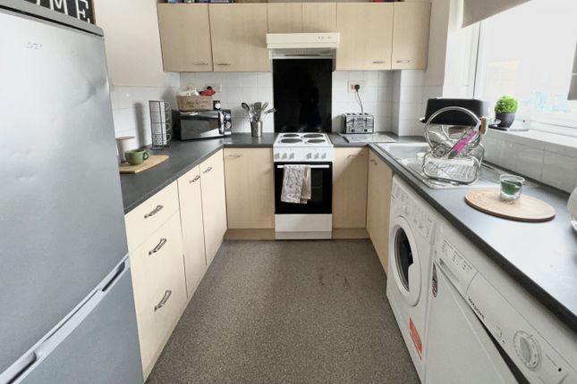 187 Waltwood Drive, Llanmartin, Newport photo 4