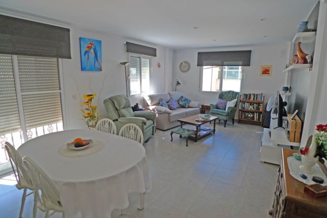 Thumbnail Apartment for sale in Orba, Alicante, Spain