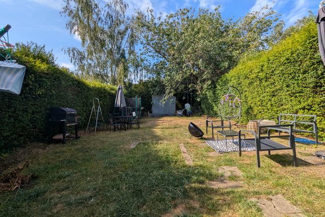 56 Malone Gardens, Birtley photo 4