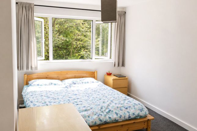 Flat 48,, The Pines Woodside, Bristol photo 5
