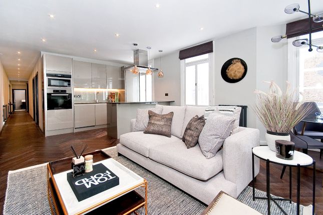 2-bed flat on 2, Beauchamp Mansions, South Kensington, £1,950,000