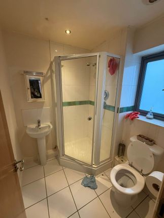 7 Mandara Point, Drapers Fields, Coventry photo 5