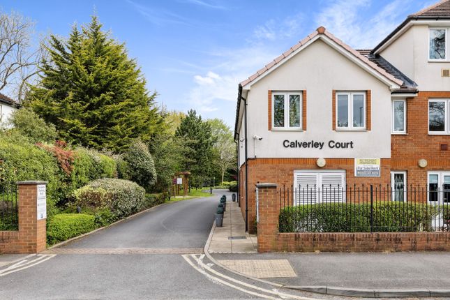 1-bed flat on 17, Calverley Court, Ewell, £150,000