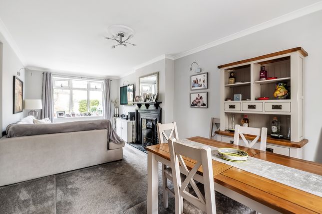 Ladbroke Cottage, Sevenoaks photo 3