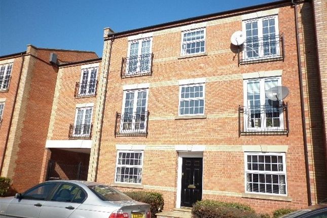 1 bed flat to rent in Gray Street, Northampton