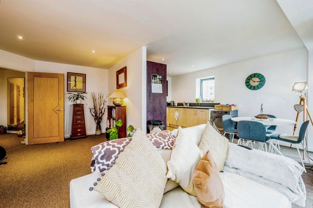 35, Landmark Place, Cardiff photo 4