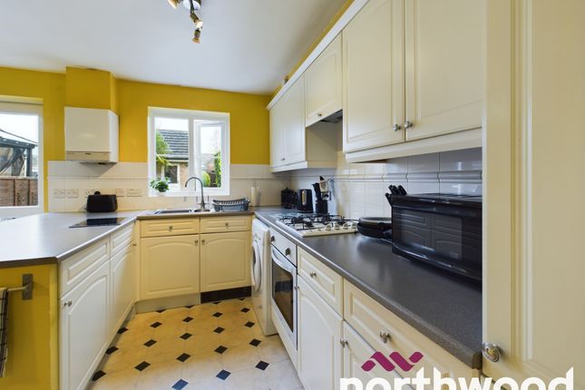 Town house for sale in Crompton Street, Chelmsford
