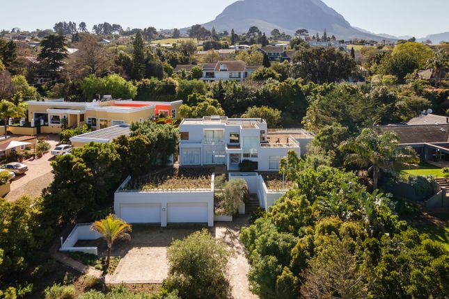 Detached house for sale in Paul Kruger Road, Somerset West, Cape Town, Western Cape, South Africa