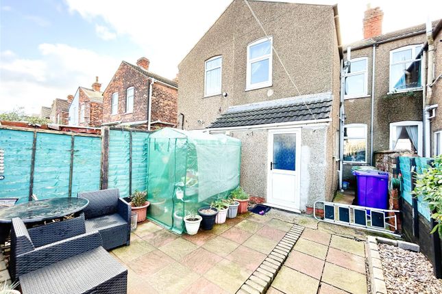 Terraced house for sale in Lincoln Boulevard, Grimsby