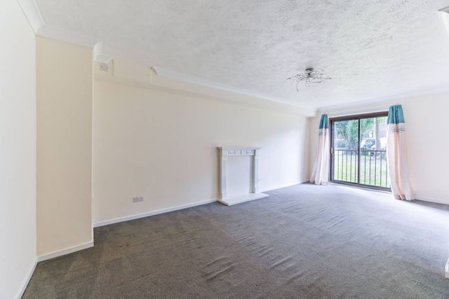 Thumbnail Flat to rent in Jasmine Grove, Anerley, London