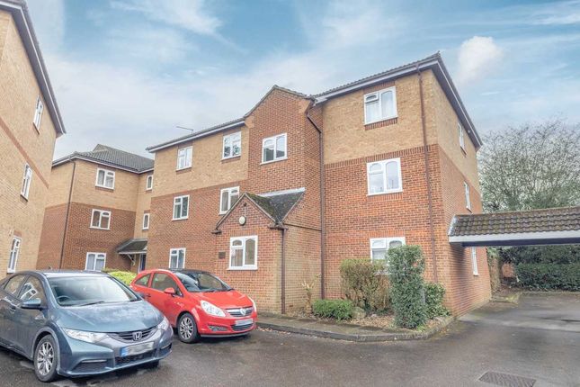 Flat for sale in Corfe Place, Maidenhead